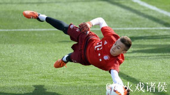 拜仁慕尼黑与门将弗吕希特尔续签合同至2022年 拜仁慕尼黑与门将弗吕希特尔续签合同至2022年